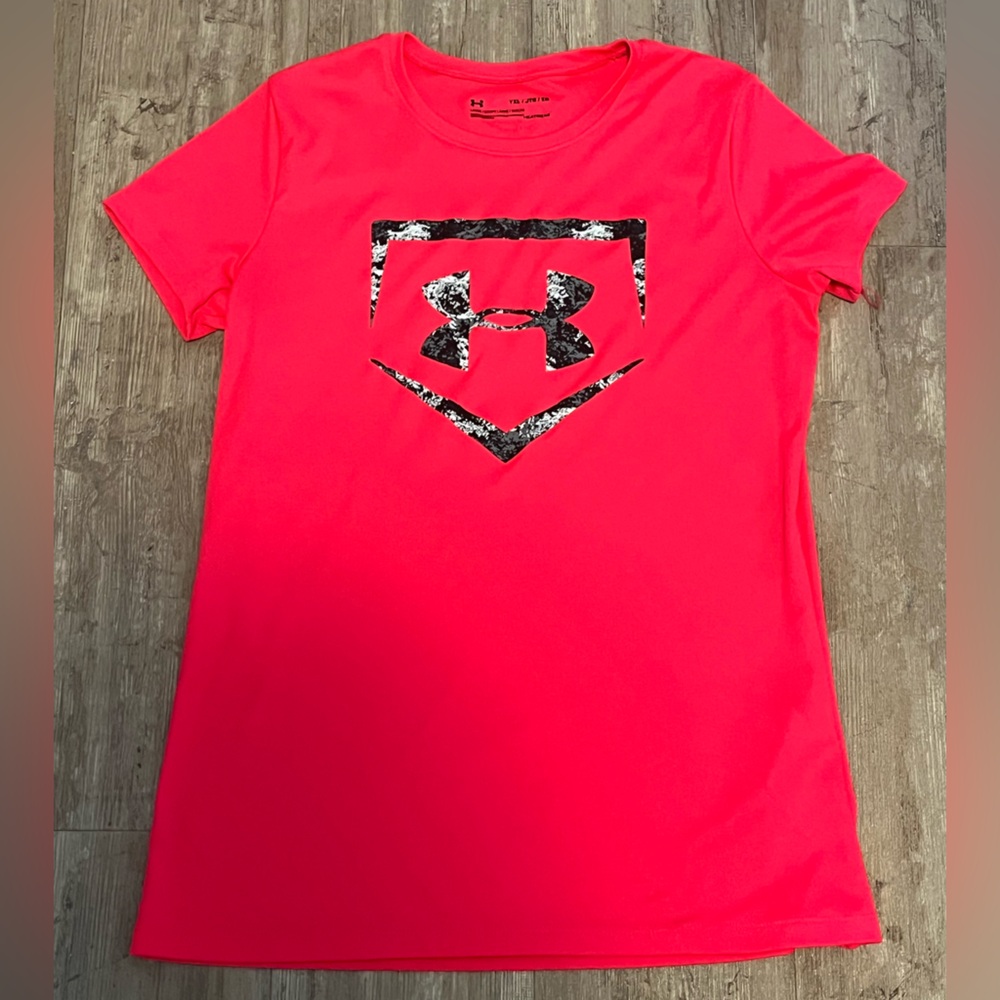 Under Armour Pink Graphic T-Shirt Youth XL